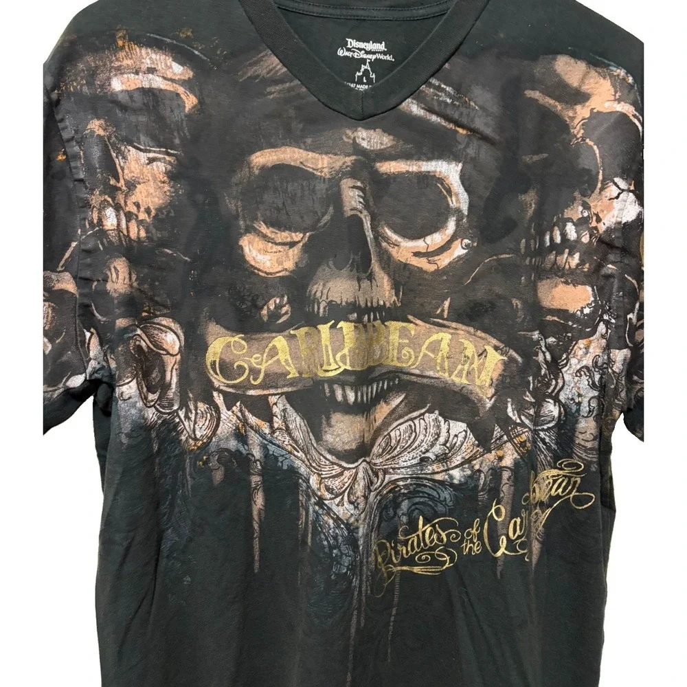 Disney Parks Pirates of the Caribbean Skull AOP Graphic T Shirt L
